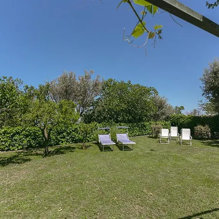 Lo Pozzo, * Anacapri (Isola di Capri)