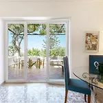 Lo Pozzo, Vila Anacapri (Isola di Capri)