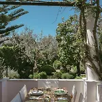 Lo Pozzo, Villa