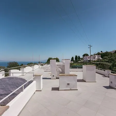 Lo Pozzo, * Anacapri (Isola di Capri)