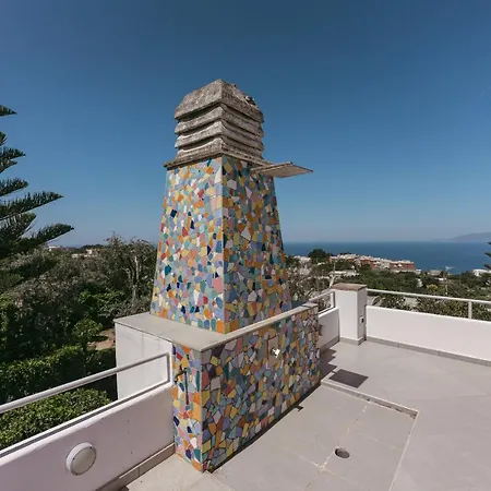 Lo Pozzo, Villa *