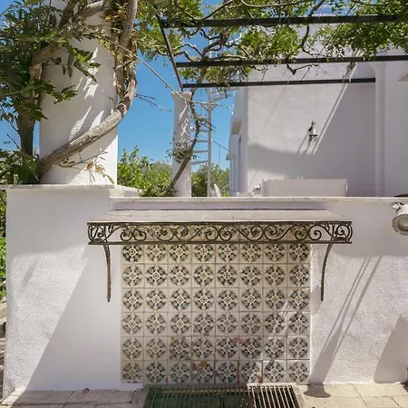 Villa Lo Pozzo, *