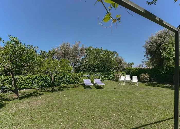 Lo Pozzo, * Anacapri (Isola di Capri)